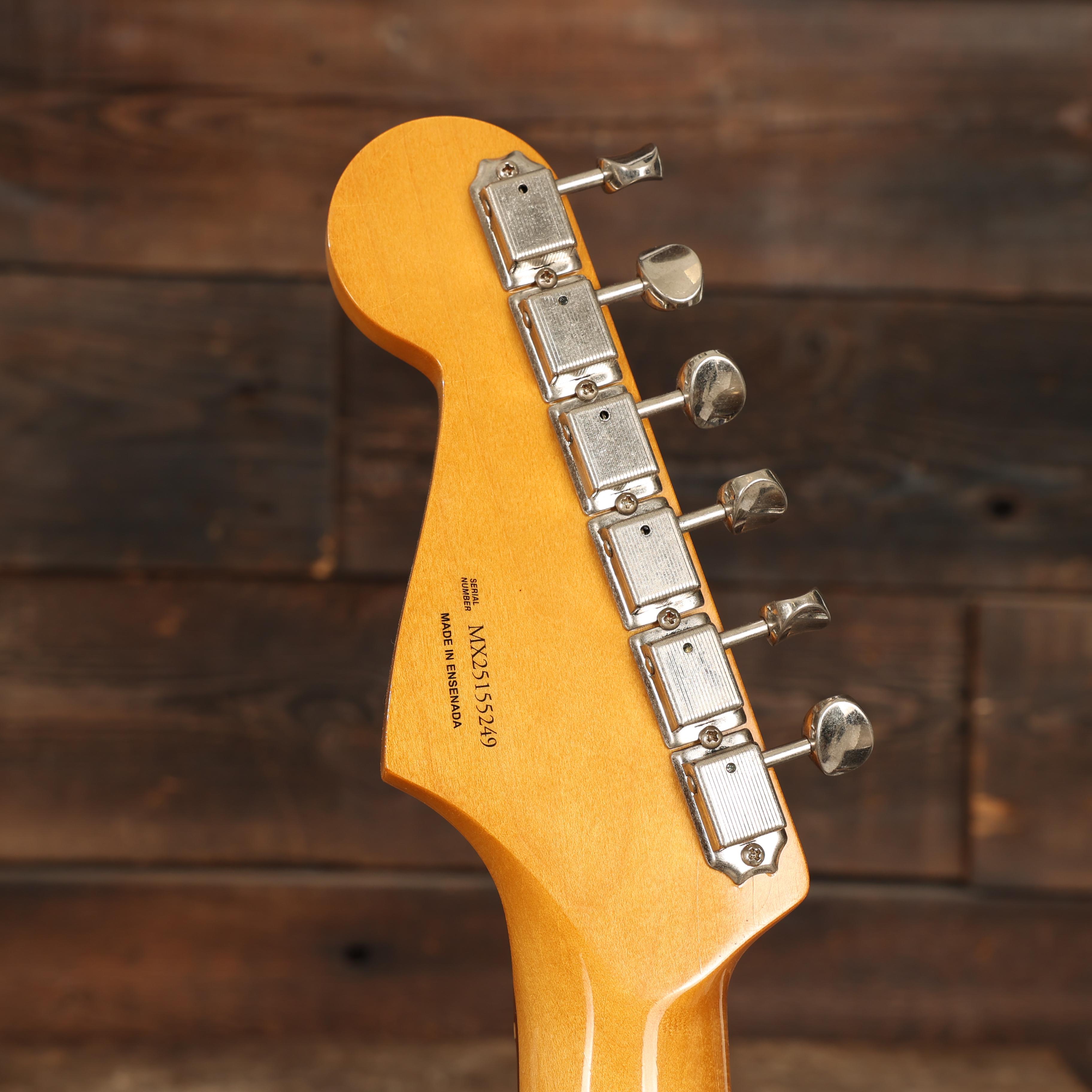 Fender FSR Road Worn '60s Stratocaster in Three Colour Sunburst